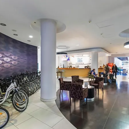 4Star Hotel - Pet-Friendly Apartment By Noclegi Renters Apartament *